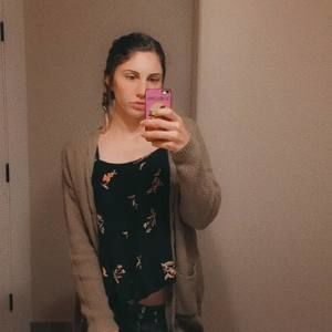 Meet your Posher, Lynnsey